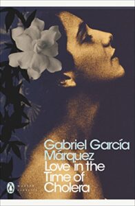 LOVE IN THE TIME OF CHOLERA: Gabriel Garcia Marquez (Penguin Modern Classics)